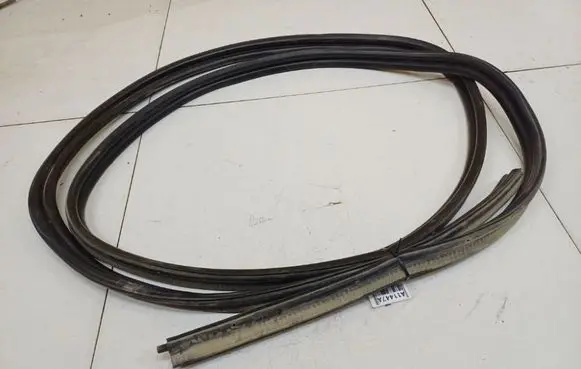 Ford Mondeo MK IV Rubber seal rear door