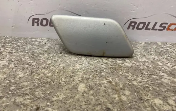 Chrysler Voyager Headlight washer spray nozzle cap/cover 04857422AA