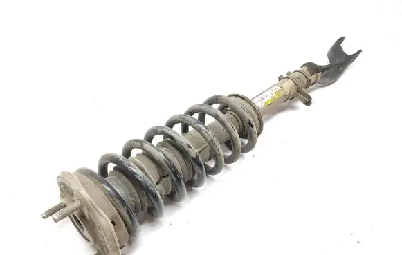 Mercedes-Benz GLC X253 C253 Front shock absorber with coil spring A2533203066