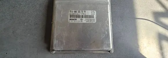 Mercedes-Benz Sprinter W901 W902 W903 W904 Engine control unit/module 0281010970 A0001537379