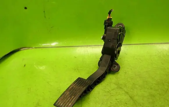 KIA Venga Accelerator throttle pedal 