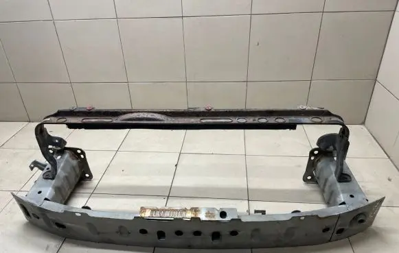 Ford C-MAX I Front bumper cross member 3M51R000K70AA