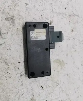 Mercedes-Benz S W220 Bluetooth control unit module A2038209926080