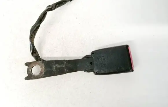 Lexus IS 220D-250-350 Front seatbelt buckle E034501 B-480