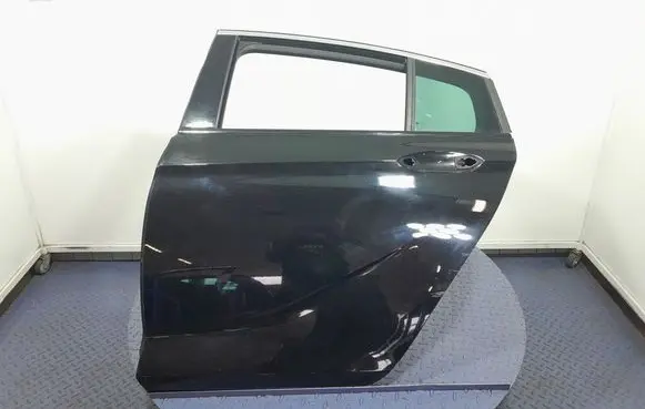 Rear door