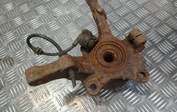 Opel Meriva A Front wheel hub spindle knuckle