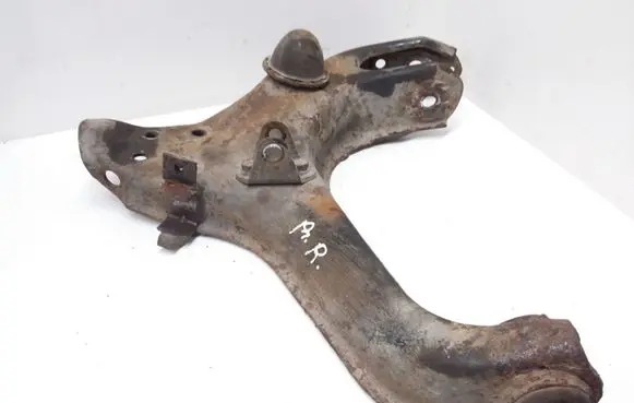 Mitsubishi Pajero Sport I Front lower control arm/wishbone