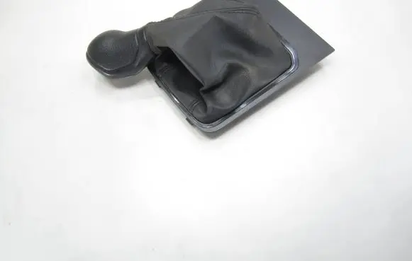 Volkswagen Caddy Gear lever shifter trim leather/knob 2K7711113 243969 0610202