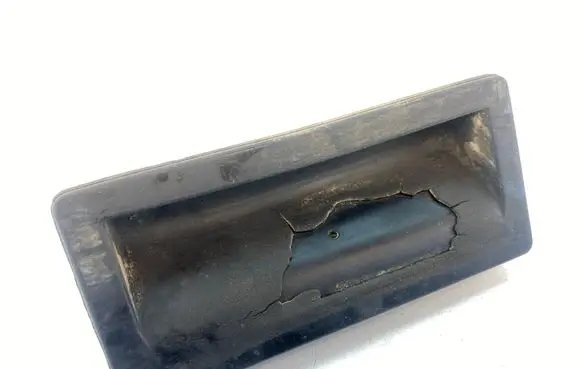 Volkswagen PASSAT B6 Tailgate/trunk/boot exterior handle 5N0827566 44008
