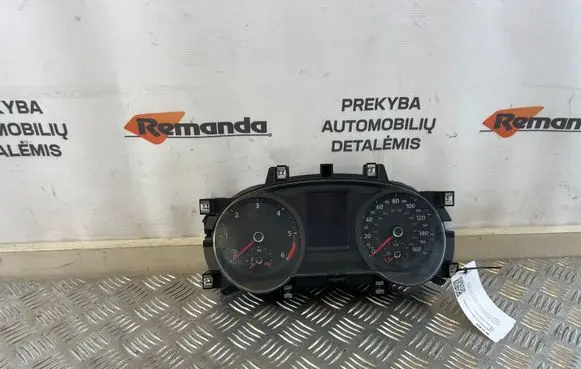 Volkswagen PASSAT B8 Speedometer (instrument cluster) 3G0920941A