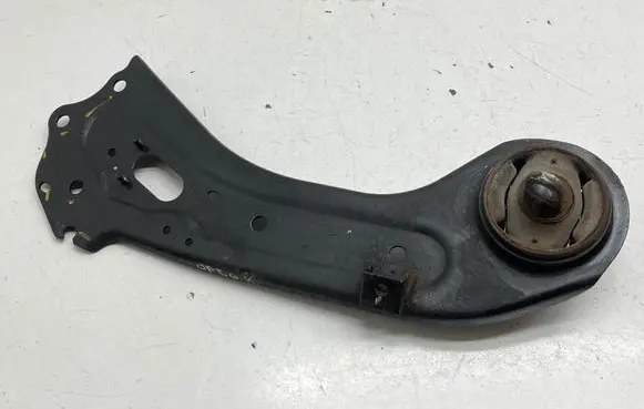KIA Optima Rear control arm 55271A8300
