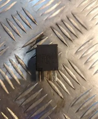 Mercedes-Benz C W204 Other relay