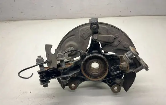 Peugeot 308 Front wheel hub spindle knuckle 1647857080