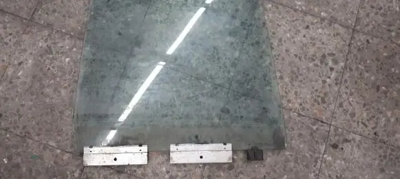 BMW 5 E34 Rear side window