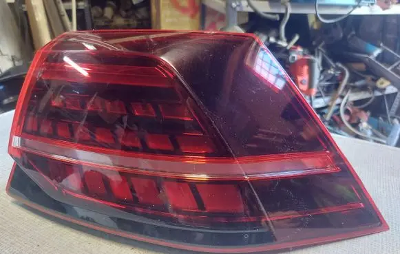 Volkswagen Golf VII Rear/tail lights 5G0945208G