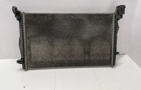Mercedes-Benz Vito Viano W447 Coolant radiator A4475010201