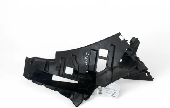 Mercedes-Benz GLS X166 Front bumper mounting bracket A1666256900