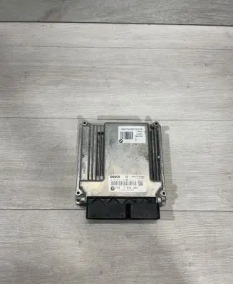 BMW 5 E60 E61 Engine control unit/module 7806987 0281014436 170018699
