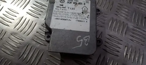 Volkswagen PASSAT B5 Airbag control unit/module 6Q0909605B 5WK42869