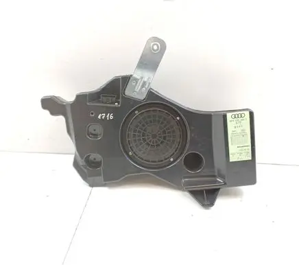 Audi A3 S3 8P Subwoofer speaker 8P4035382D