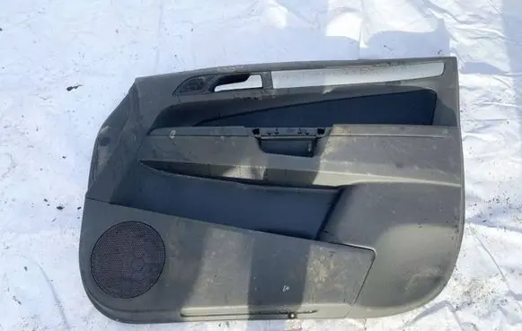 Opel Zafira B Front door card panel trim 93632