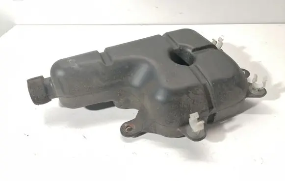 Intake resonator