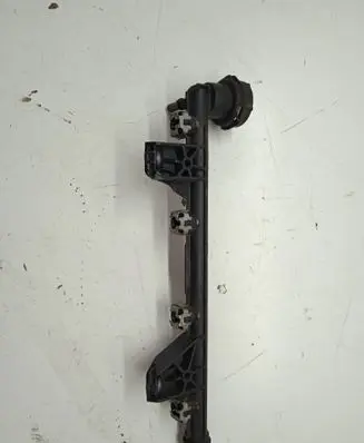 Renault Megane III Fuel main line pipe 175200037R