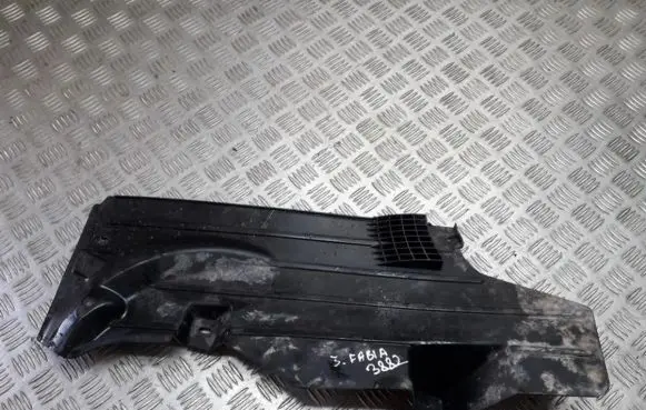 Volvo V50 Engine splash shield/under tray 30714865lh 30714865-lh