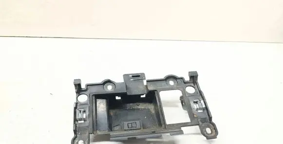 BMW 5 E60 E61 Ashtray (front) 7034087