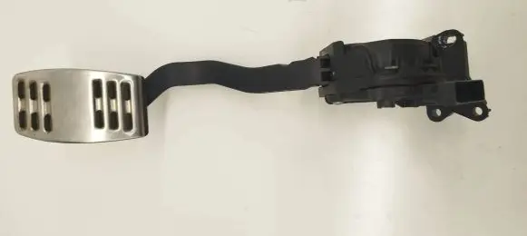 Alfa Romeo Giulietta Accelerator throttle pedal 505212680 6PV01017512