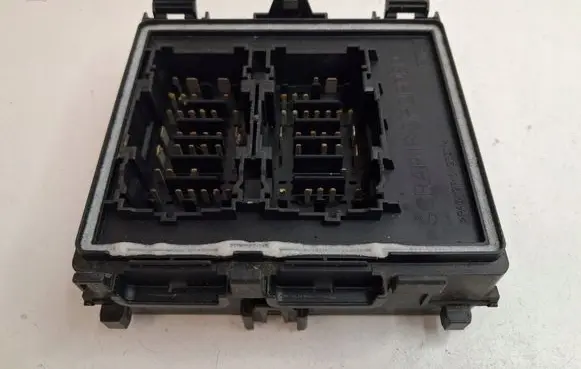 Ford Focus Fuse box set JX6T14D068BE