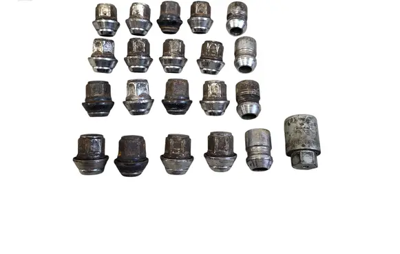 Nuts/bolts