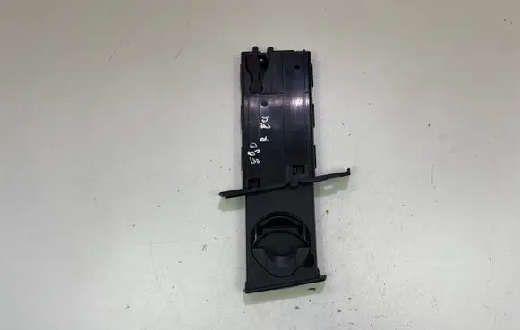 BMW 3 E90 E91 Cup holder 7127461