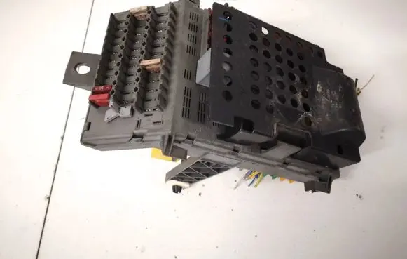 Renault Laguna I Fuse box set 8200043293a 8200043293-a