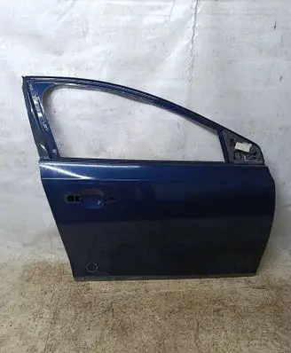 Volvo V40 Front door 