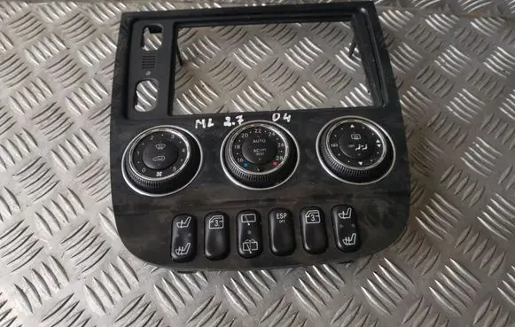 Mercedes-Benz ML W163 Climate control unit A1638205589 5HB964643