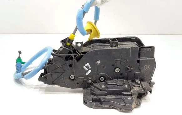 BMW 3 G20 G21 Rear door lock 7445045