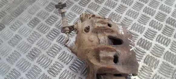 Volkswagen Transporter - Caravelle T4 Front brake caliper