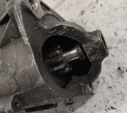 Renault Megane II Starter motor 8200628419