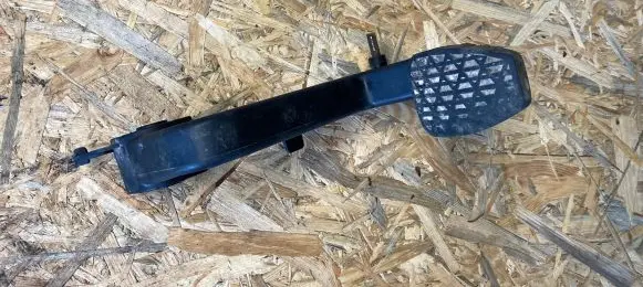 Clutch pedal