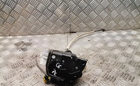 Audi A6 S6 C6 4F Front door lock