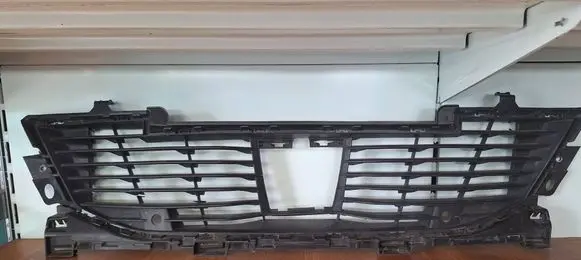 Peugeot 2008 II Front bumper lower grill 9826327480 99922437