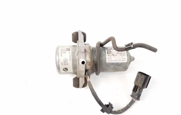 BMW 2 F45 Vacuum pump 6851289