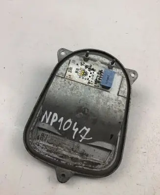 Headlight level adjustment motor