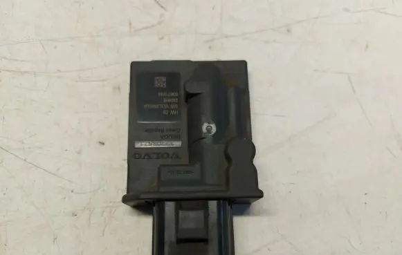 Volvo XC90 Fuel level meter relay 32203571