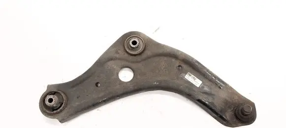 Nissan Qashqai Front lower control arm/wishbone