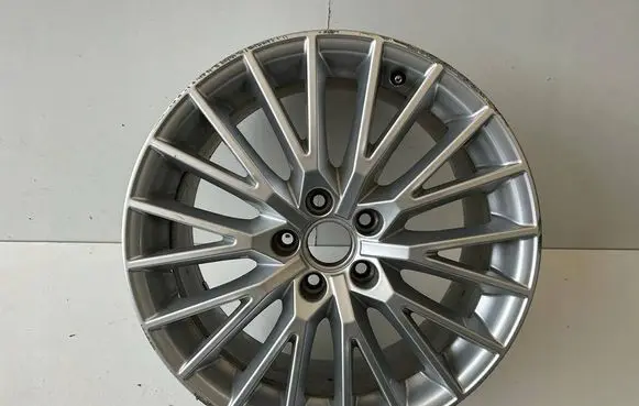 Audi TT TTS RS Mk3 8S R18 alloy rim 8S0601025D