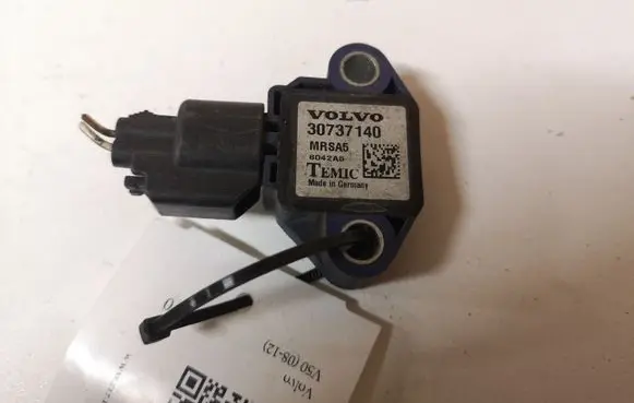 Volvo V50 Airbag deployment crash/impact sensor 30737140 MRSA5 8042A5