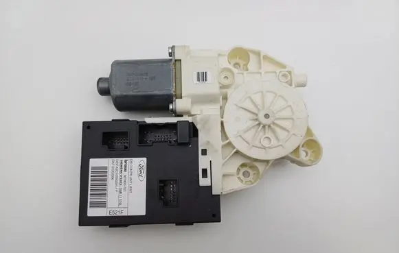 Ford Focus Front door window regulator motor 981405103
