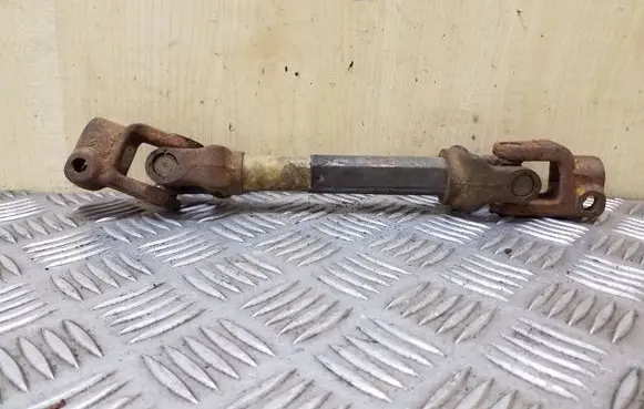 Opel Sintra Steering column universal joint